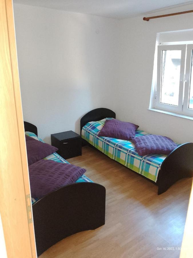 Apartman Tomic - Copacabana Beach オクルグ・ゴルニ エクステリア 写真